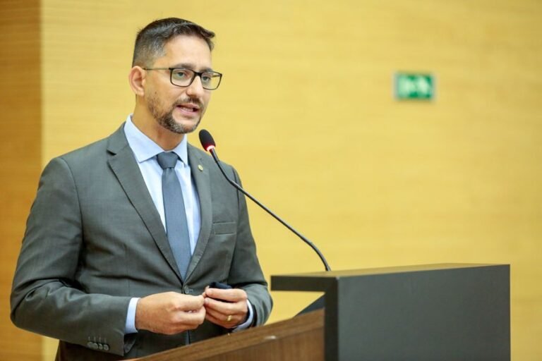 Deputado Anderson cobra do governo instalação de bases da Polícia Militar no Orgulho do Madeira, Morar Melhor e Cristal da Calama 9 Deputado Anderson cobra do governo instalação de bases da Polícia Militar no Orgulho do Madeira, Morar Melhor e Cristal da Calama