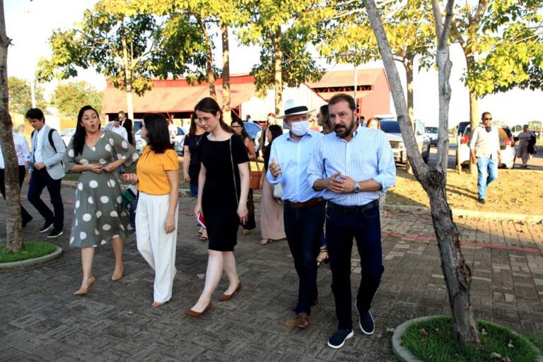 Prefeito de Porto Velho Hildon Chaves promove a visita de membros da Justiça Federal ao Complexo da Estrada de Ferro Madeira-Mamoré 13 Prefeito de Porto Velho Hildon Chaves promove a visita de membros da Justiça Federal ao Complexo da Estrada de Ferro Madeira-Mamoré