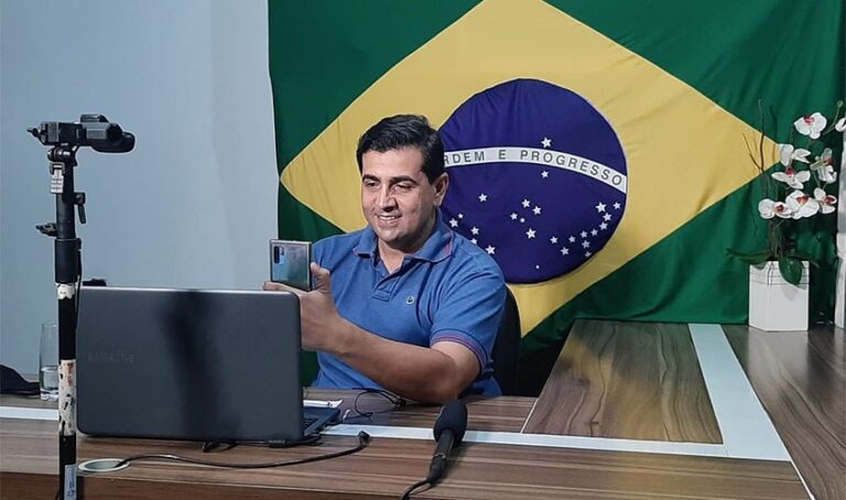 Breno Mendes pede à faculdade particular formatura antecipada de medicina 17 Breno Mendes pede à faculdade particular formatura antecipada de medicina