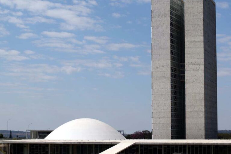 Recesso parlamentar começa na segunda e vai até o dia 31 de julho 4 Recesso parlamentar começa na segunda e vai até o dia 31 de julho