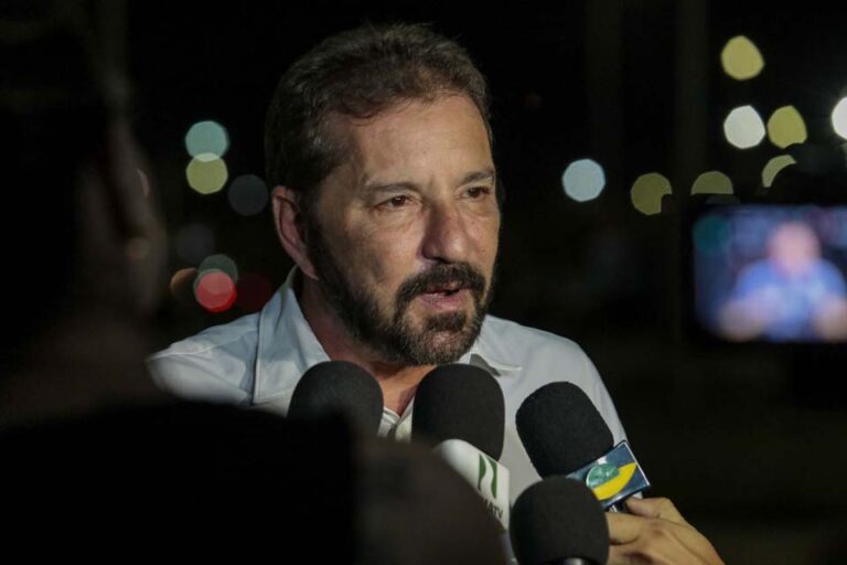 Após anúncio do prefeito Hildon Chaves, trabalhos de infraestrutura começam a ser realizados no Cristal da Calama 8 Após anúncio do prefeito Hildon Chaves, trabalhos de infraestrutura começam a ser realizados no Cristal da Calama