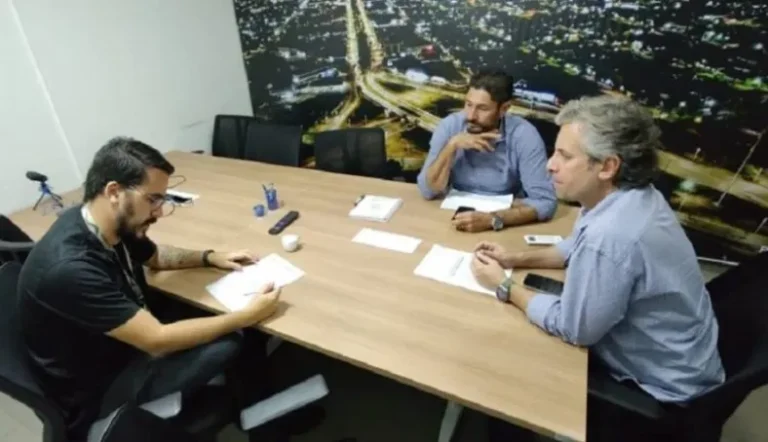 DISTRITOS: Vereador Márcio Pacele solicita implantação de iluminação pública 11 DISTRITOS: Vereador Márcio Pacele solicita implantação de iluminação pública