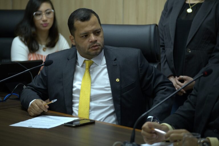 Edevaldo Neves é eleito presidente da Comissão de Esporte, Turismo e Lazer da ALE/RO 3 Edevaldo Neves é eleito presidente da Comissão de Esporte, Turismo e Lazer da ALE/RO