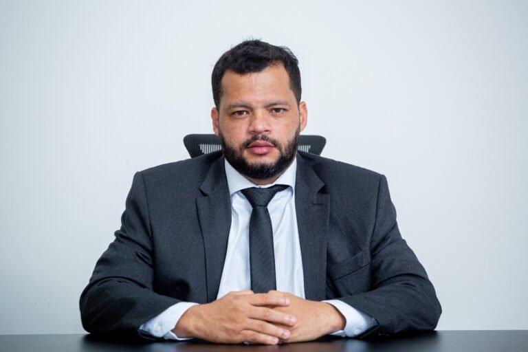NOTA – Deputado Edevaldo Neves repudia agressão contra agente de trânsito 7 NOTA – Deputado Edevaldo Neves repudia agressão contra agente de trânsito