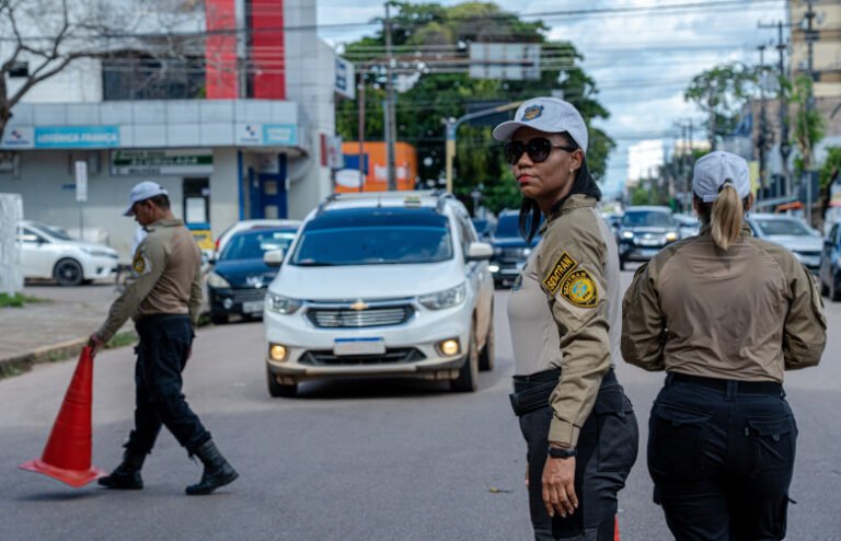 NA CAPITAL – Câmara vota armamentos para agentes de trânsito