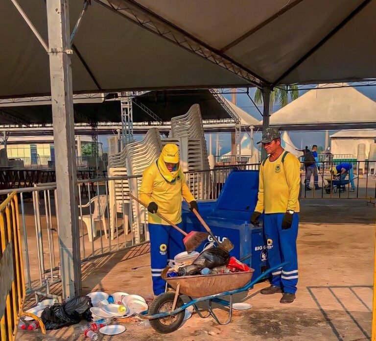 EXPOVEL - Mutirões de limpeza são realizados dentro e fora do Parque dos Tanques 12 EXPOVEL - Mutirões de limpeza são realizados dentro e fora do Parque dos Tanques