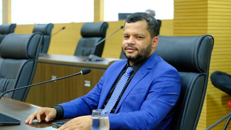 Sesau atende indicação de ampliação de leitos no Hospital Infantil Cosme e Damião proposta por Edevaldo Neves 1 Sesau atende indicação de ampliação de leitos no Hospital Infantil Cosme e Damião proposta por Edevaldo Neves