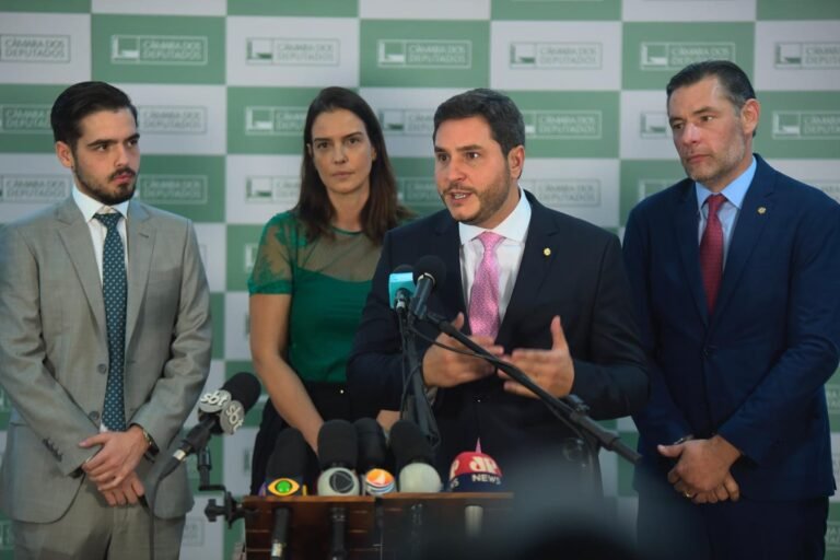 CÂMARA FEDERAL - Família de Faustão se mobiliza em apoio a projeto de Maurício Carvalho 18 CÂMARA FEDERAL - Família de Faustão se mobiliza em apoio a projeto de Maurício Carvalho