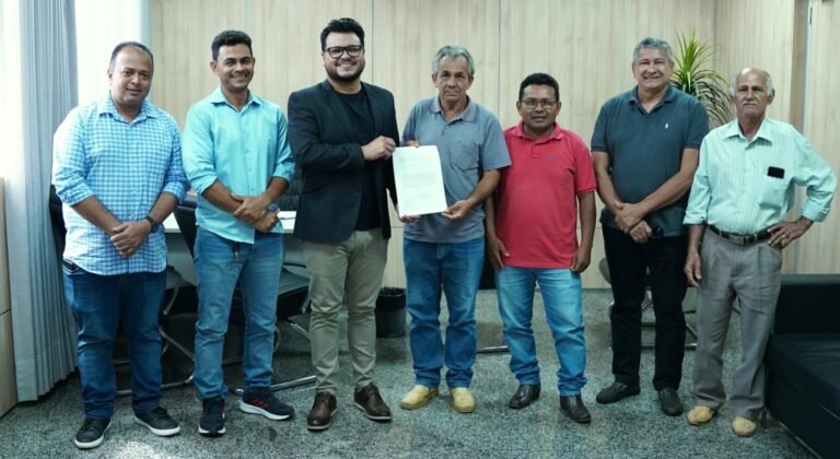 Emancipação de Extrema é discutida na Presidência da Assembleia 6 Emancipação de Extrema é discutida na Presidência da Assembleia