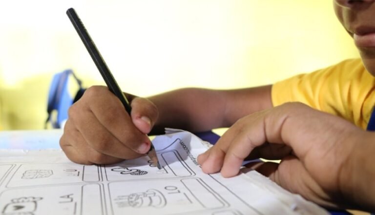 Cláudia de Jesus destina emenda para educação de Alto Paraíso 20 Cláudia de Jesus destina emenda para educação de Alto Paraíso