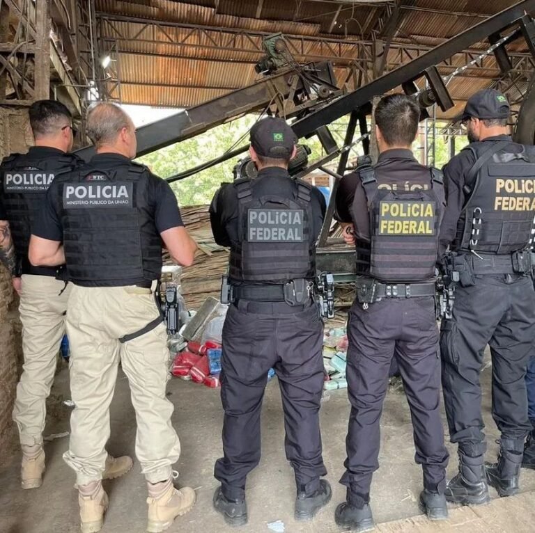 Polícia Federal de Rondônia realiza a incineração de 1,6 tonelada de entorpecentes apreendidos em 2023 14 Polícia Federal de Rondônia realiza a incineração de 1,6 tonelada de entorpecentes apreendidos em 2023