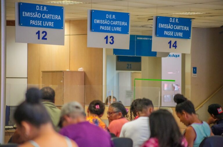 Governo garante direito social com a emissão de Carteiras de Passe Livre para idosos e pessoas com deficiência 5 Governo garante direito social com a emissão de Carteiras de Passe Livre para idosos e pessoas com deficiência