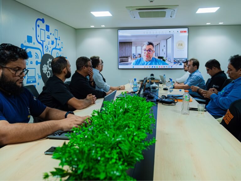 Inovação e Conexão: A Colaboração Estratégica entre NBS Telecom e ZTE Multi PRO 15 Inovação e Conexão: A Colaboração Estratégica entre NBS Telecom e ZTE Multi PRO