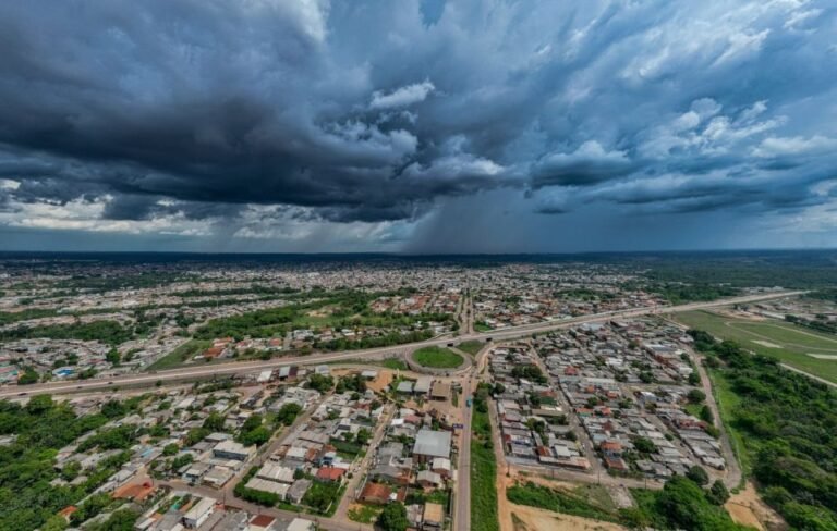 PREVISÃO - INMET emite aviso de chuvas intensas e ventos fortes para Rondônia 17 PREVISÃO - INMET emite aviso de chuvas intensas e ventos fortes para Rondônia