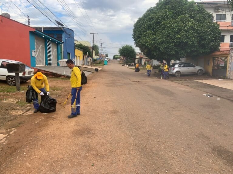 Prefeitura segue com cronograma de limpeza na cidade 14 Prefeitura segue com cronograma de limpeza na cidade