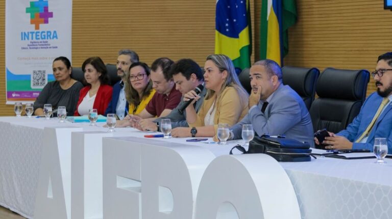 Deputada Cláudia de Jesus defende avanços nas políticas de acesso a medicamentos em Rondônia 4 Deputada Cláudia de Jesus defende avanços nas políticas de acesso a medicamentos em Rondônia