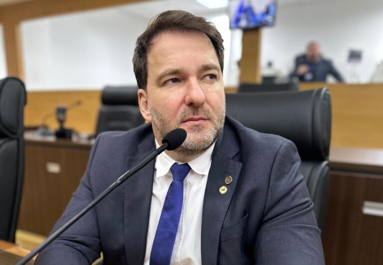 Deputado Alex Redano cobra recuperação e tapa buracos na RO-470 3 Deputado Alex Redano cobra recuperação e tapa buracos na RO-470