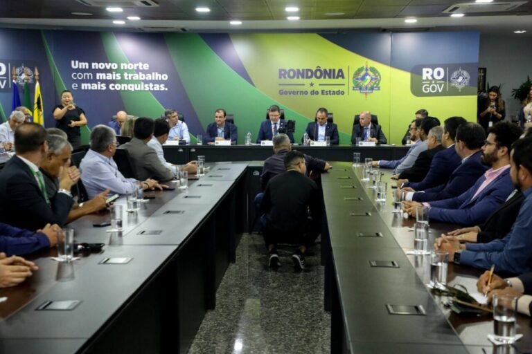 Governo de RO anuncia investimentos na estrutura energética do Estado 13 Governo de RO anuncia investimentos na estrutura energética do Estado
