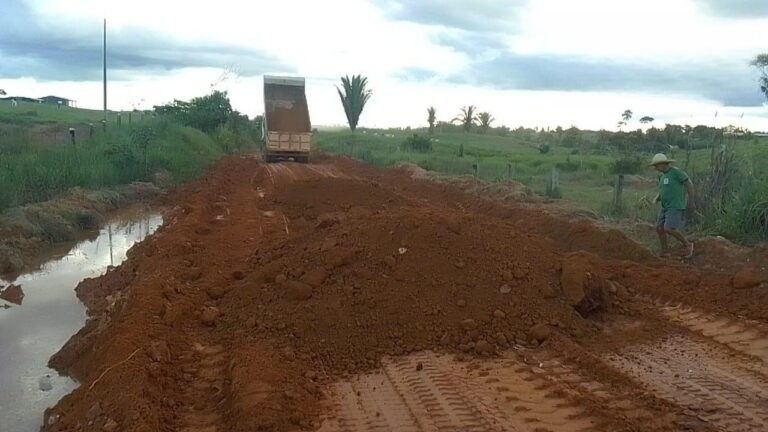 Linha Zero recebe manutenção que beneficia moradores e comunidade escolar do distrito de Rio Pardo 17 Linha Zero recebe manutenção que beneficia moradores e comunidade escolar do distrito de Rio Pardo