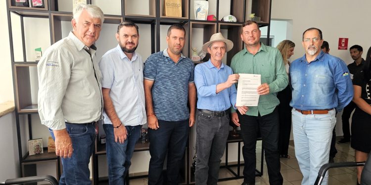 JAIME BAGATTOLI: Senador e Aprosoja RO defendem sugestões para a construção do Plano Safra 2024/2025 5 JAIME BAGATTOLI: Senador e Aprosoja RO defendem sugestões para a construção do Plano Safra 2024/2025