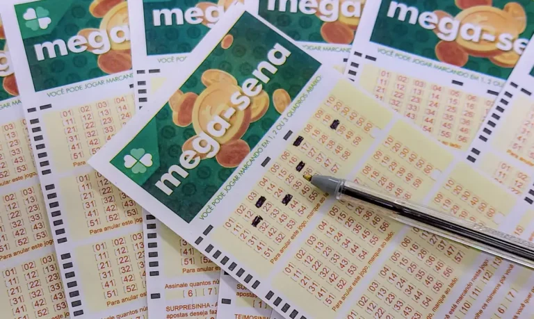 Mega-Sena sorteia nesta terça-feira prêmio acumulado em R$ 53 milhões 15 Mega-Sena sorteia nesta terça-feira prêmio acumulado em R$ 53 milhões
