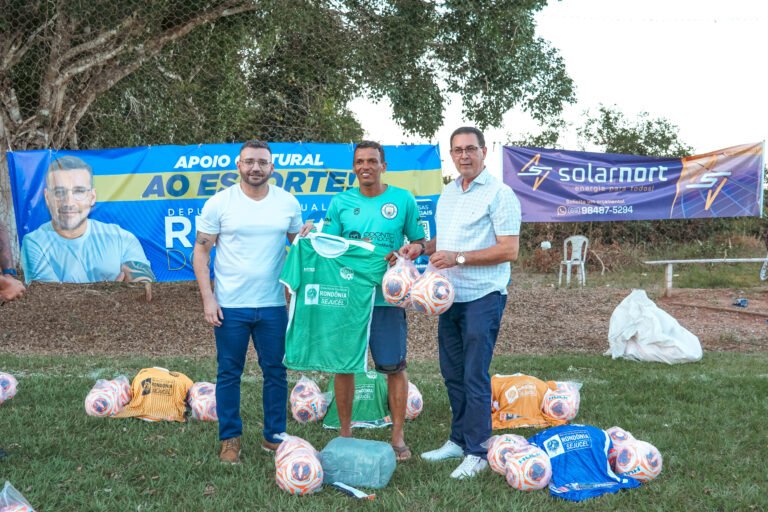 Deputado Ribeiro do Sinpol entrega materiais esportivos e anuncia emenda no interior do Estado 10 Deputado Ribeiro do Sinpol entrega materiais esportivos e anuncia emenda no interior do Estado