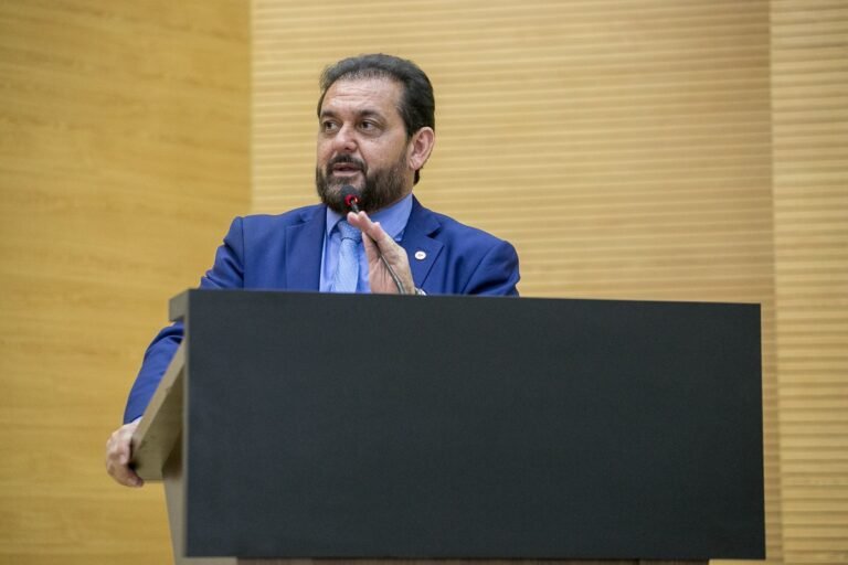 Laerte Gomes confirma pagamento para 1ª etapa de bloqueteamento em ruas de Tancredópolis 12 Laerte Gomes confirma pagamento para 1ª etapa de bloqueteamento em ruas de Tancredópolis