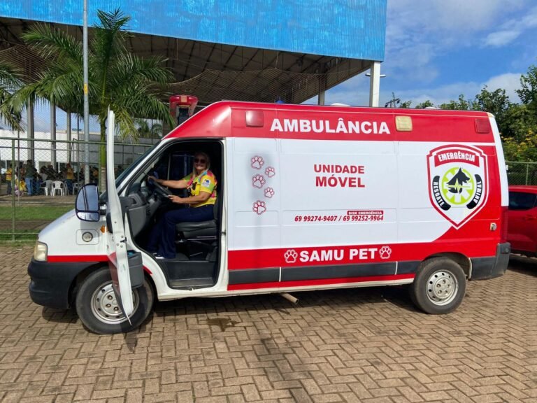 Samu Pet inicia atendimentos em abrigos após solicitação da Vereadora Márcia Socorristas Animais 3 Samu Pet inicia atendimentos em abrigos após solicitação da Vereadora Márcia Socorristas Animais