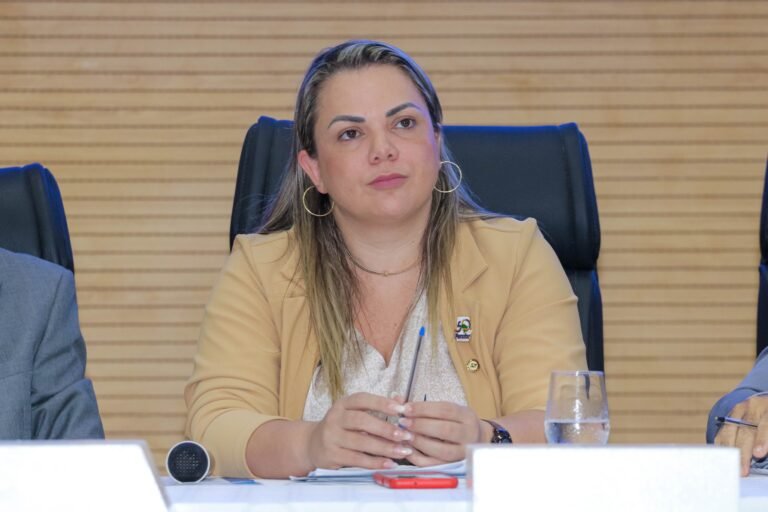 Nova Brasilândia recebe emenda de Cláudia de Jesus para saúde 14 Nova Brasilândia recebe emenda de Cláudia de Jesus para saúde