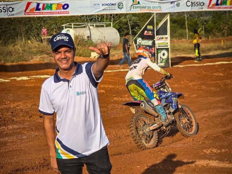 Deputado Cássio Gois impulsiona retorno triunfal do Motocross em Espigão D'Oeste 13 Deputado Cássio Gois impulsiona retorno triunfal do Motocross em Espigão D'Oeste