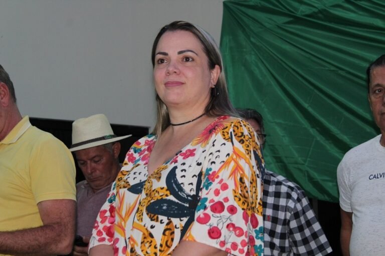 Cláudia de Jesus repassa emenda para o Lar do Idoso em Machadinho do Oeste 14 Cláudia de Jesus repassa emenda para o Lar do Idoso em Machadinho do Oeste