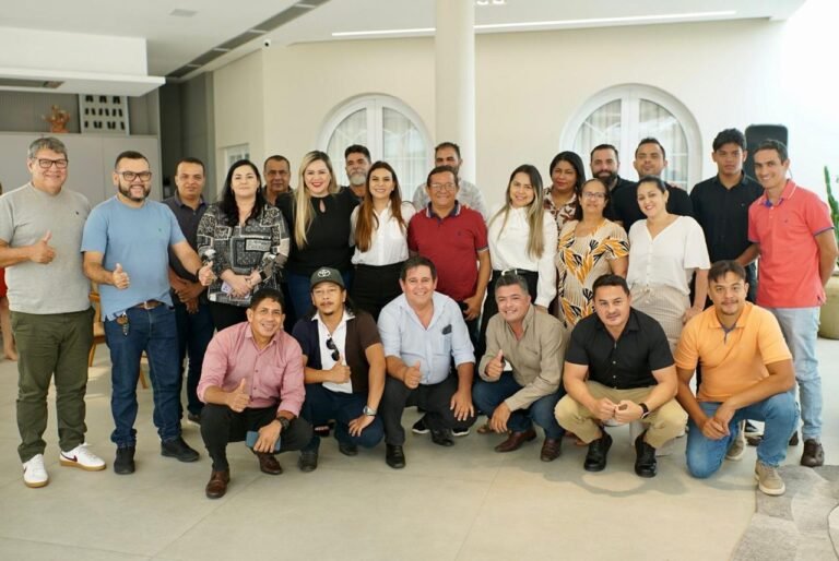 REVIRAVOLTA - Candidatos do Solidariedade deixam Benedito Alves e declaram apoio a Mariana Carvalho 15 REVIRAVOLTA - Candidatos do Solidariedade deixam Benedito Alves e declaram apoio a Mariana Carvalho