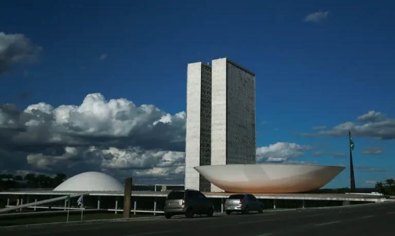 Câmara aprova urgência para criação do comitê gestor do IBS 12 Câmara aprova urgência para criação do comitê gestor do IBS