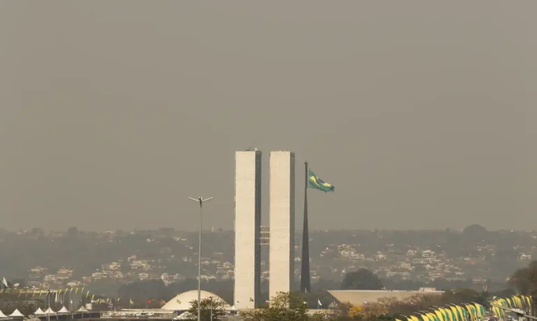 Dino marca para 10 de outubro audiência para debater orçamento secreto 16 Dino marca para 10 de outubro audiência para debater orçamento secreto