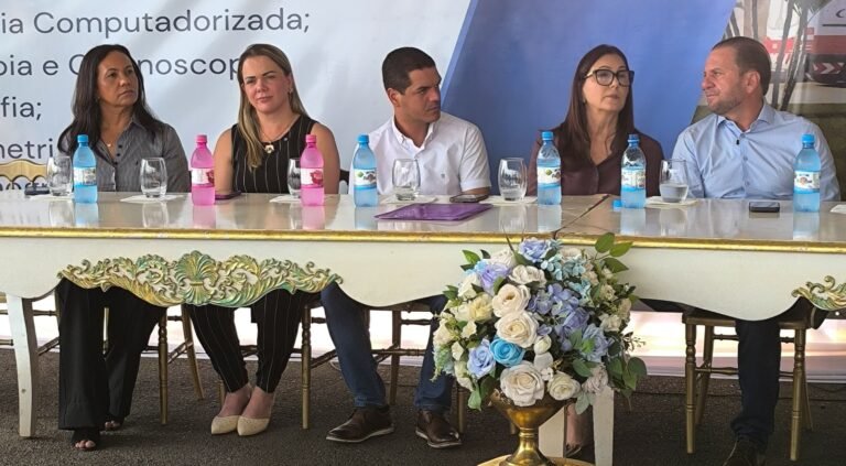 Cláudia de Jesus defende o SUS e descentralização da saúde em Cacoal 15 Cláudia de Jesus defende o SUS e descentralização da saúde em Cacoal