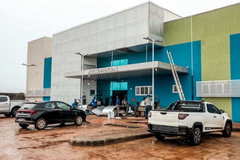 RETA FINAL - Obras no Hospital de Guajará-Mirim avançam e chegam aos 92% 20 RETA FINAL - Obras no Hospital de Guajará-Mirim avançam e chegam aos 92%