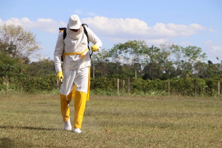 Governo de RO intensifica trabalho de conscientização sobre os riscos do uso indiscriminado de agrotóxicos 4 Governo de RO intensifica trabalho de conscientização sobre os riscos do uso indiscriminado de agrotóxicos