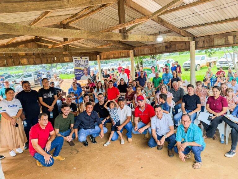 Deputado Cássio Gois entrega carreta basculante à comunidade de Primavera de Rondônia 20 Deputado Cássio Gois entrega carreta basculante à comunidade de Primavera de Rondônia