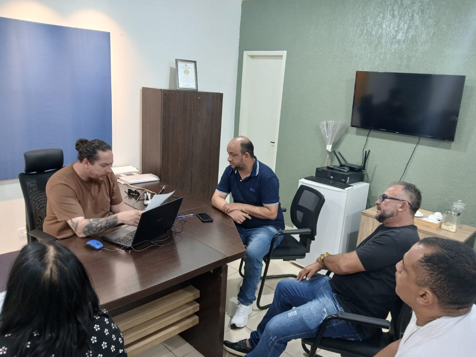 Vereador Wanoel Martins e secretário da Semusb discutem metas para elevar a limpeza urbana em Porto Velho