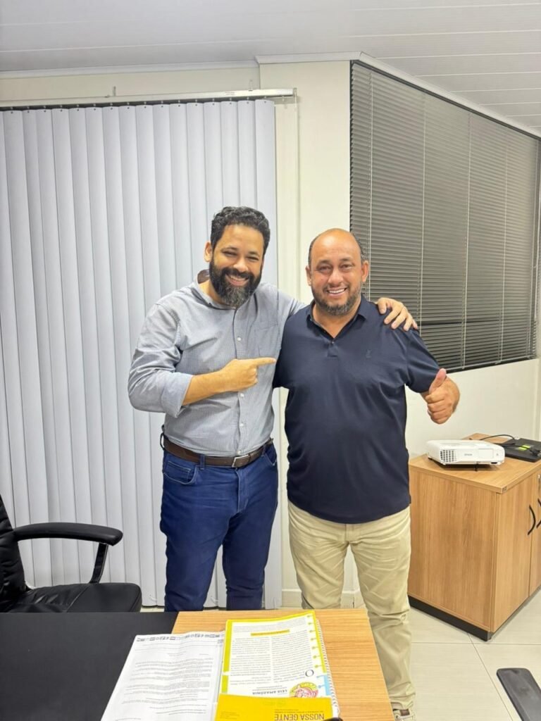 Vereador Wanoel Martins articula reunião estratégica com secretário de educação para fortalecer ensino nos distritos do Baixo Madeira 14 Vereador Wanoel Martins articula reunião estratégica com secretário de educação para fortalecer ensino nos distritos do Baixo Madeira