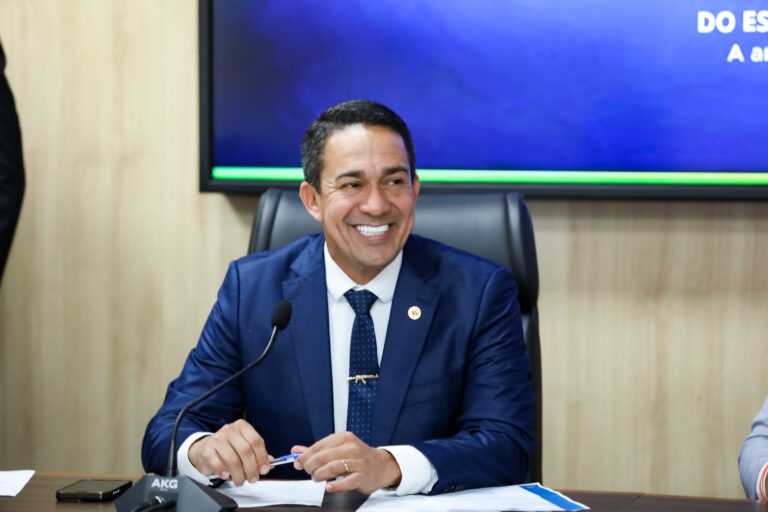 Retrospectiva 2025: Eyder Brasil retoma mandato com ações sociais, leis aprovadas e investimentos em Rondônia 15 Retrospectiva 2025: Eyder Brasil retoma mandato com ações sociais, leis aprovadas e investimentos em Rondônia