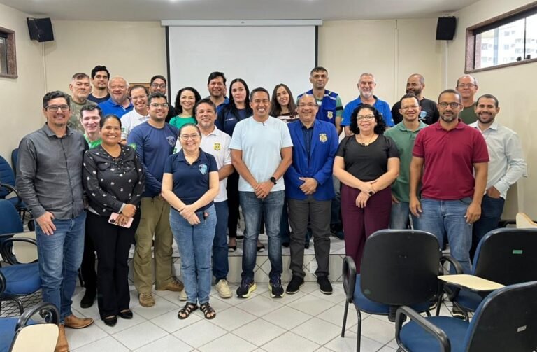 Eyder Brasil visita a Politec e debate avanços para a perícia criminal em Rondônia 20 Eyder Brasil visita a Politec e debate avanços para a perícia criminal em Rondônia