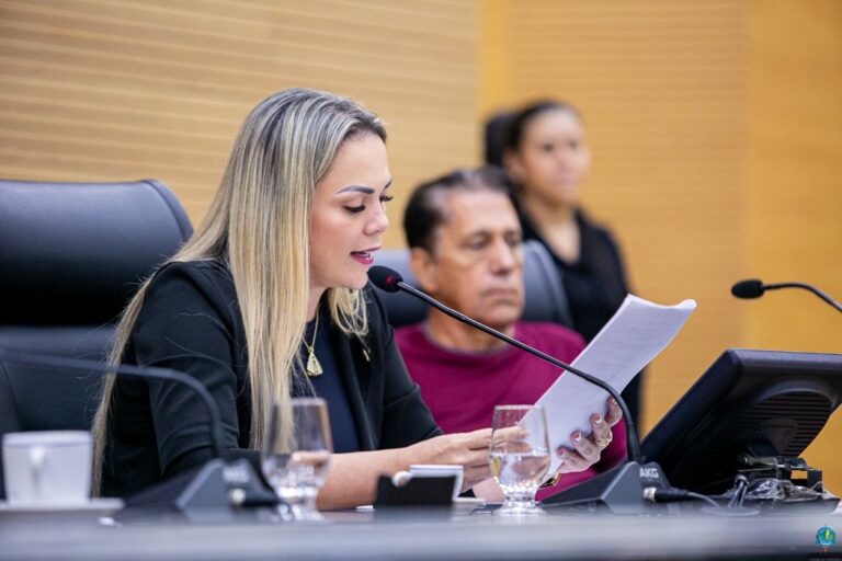 Cláudia de Jesus solicita nova escola indígena para aldeia de Chupinguaia 12 Cláudia de Jesus solicita nova escola indígena para aldeia de Chupinguaia