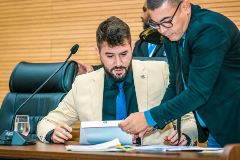Assembleia Legislativa de Rondônia aprova Projeto de Lei de autoria do deputado Nim Barroso sobre regularização do IPVA durante abordagens policiais 19 Assembleia Legislativa de Rondônia aprova Projeto de Lei de autoria do deputado Nim Barroso sobre regularização do IPVA durante abordagens policiais
