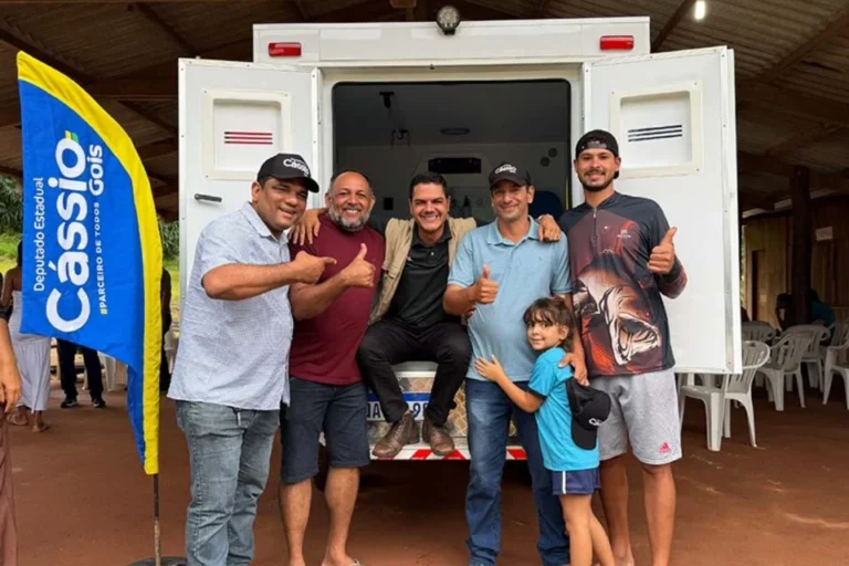 Cássio Gois garante socorro rápido e digno aos moradores do distrito 14 de Abril, em Espigão do Oeste 4 Cássio Gois garante socorro rápido e digno aos moradores do distrito 14 de Abril, em Espigão do Oeste