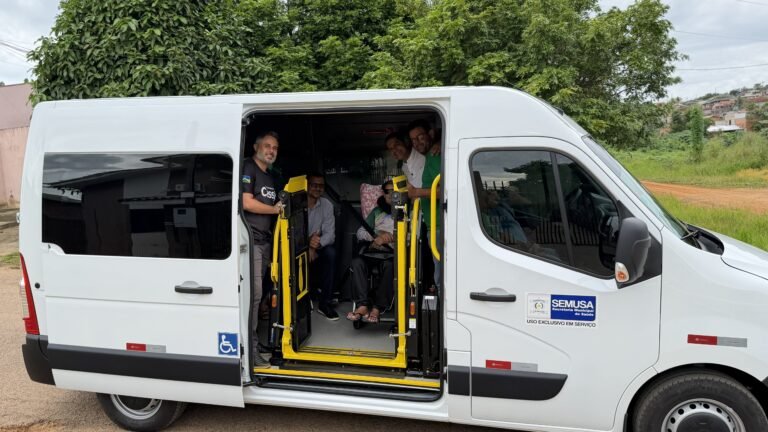 Cássio Gois destina van adaptada para transporte de pacientes de hemodiálise em Nova Brasilândia d’Oeste 8 Cássio Gois destina van adaptada para transporte de pacientes de hemodiálise em Nova Brasilândia d’Oeste