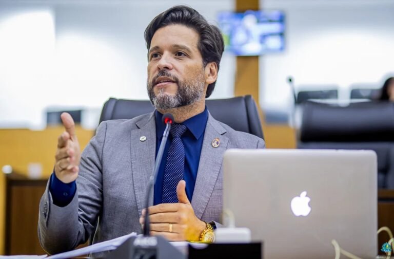 Deputado Delegado Camargo cobra melhorias urgentes na RO-458 entre Alto Paraíso e Triunfo 18 Deputado Delegado Camargo cobra melhorias urgentes na RO-458 entre Alto Paraíso e Triunfo