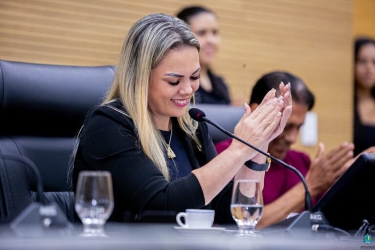 Assembleia aprova projeto defendido por Cláudia de Jesus para reconhecer tempo de serviço durante a pandemia 8 Assembleia aprova projeto defendido por Cláudia de Jesus para reconhecer tempo de serviço durante a pandemia
