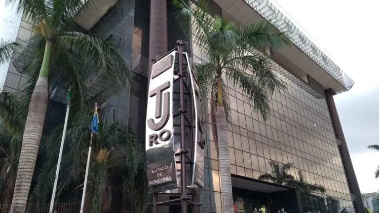 Justiça mantém suspensão de contrato de ambulâncias na Sesau e caso avança para análise do MPRO 14 Justiça mantém suspensão de contrato de ambulâncias na Sesau e caso avança para análise do MPRO