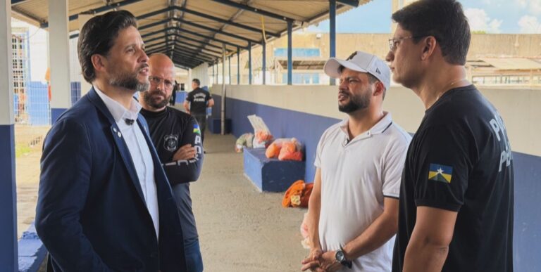 Deputado Edevaldo Neves fiscaliza condições de trabalho no Presídio Urso Branco 16 Deputado Edevaldo Neves fiscaliza condições de trabalho no Presídio Urso Branco